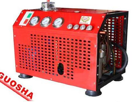 高壓空壓機壓縮空氣中含水過高原因_上海國廈壓縮機 .為高壓空壓機配置的干燥設(shè)備能力不夠